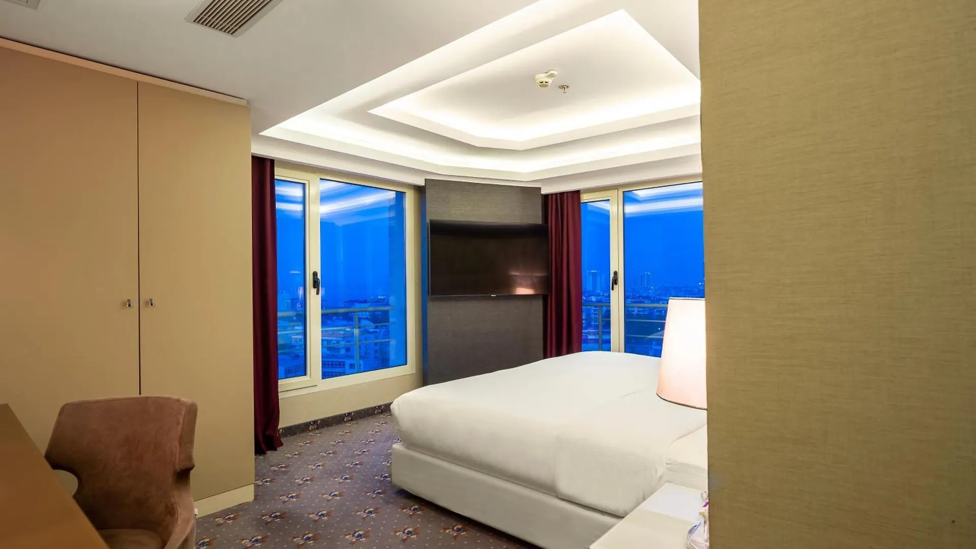 Hotel Doubletree By Hilton Izmir - Alsancak 4*,  Turcja