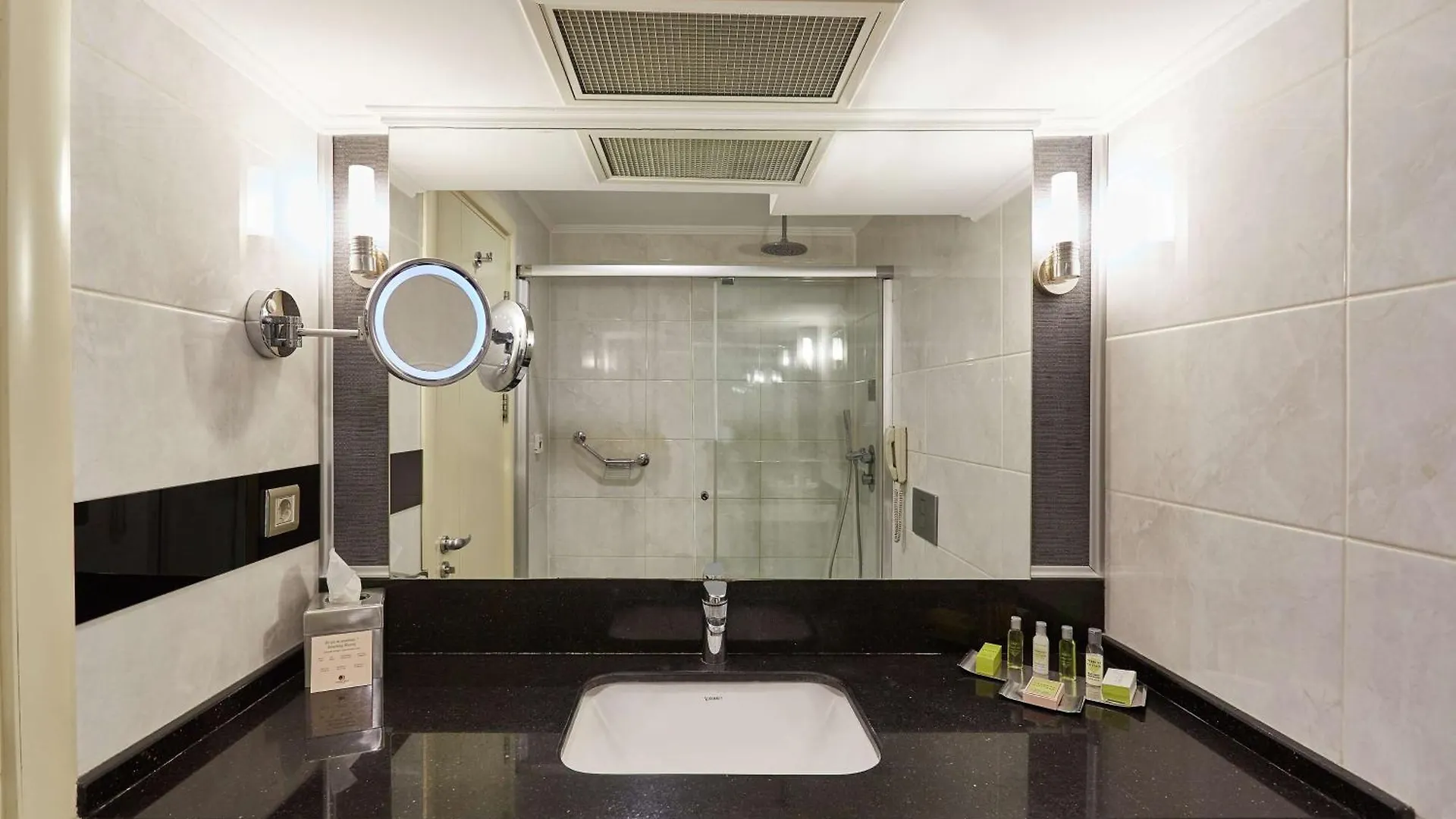 Hotel Doubletree By Hilton Izmir - Alsancak