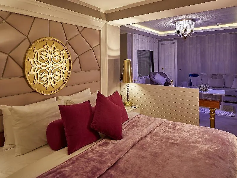 Doubletree By Hilton Izmir - Alsancak Hotel