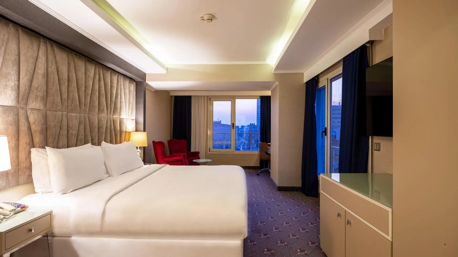 Doubletree By Hilton Izmir - Alsancak Hotel