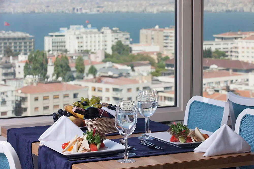 Doubletree By Hilton Izmir - Alsancak Hotel