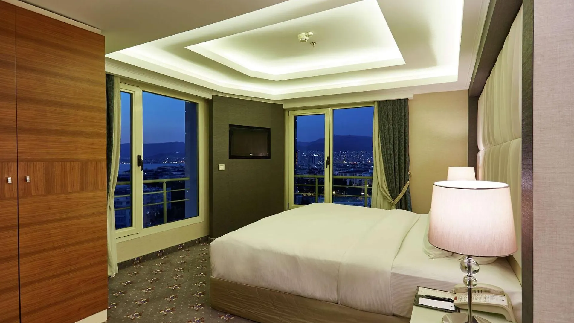 Doubletree By Hilton Izmir - Alsancak Hotel Turkey