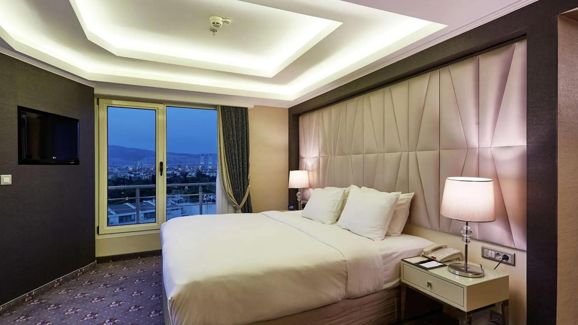 Doubletree By Hilton Izmir - Alsancak Hotel 4*,  Turkey