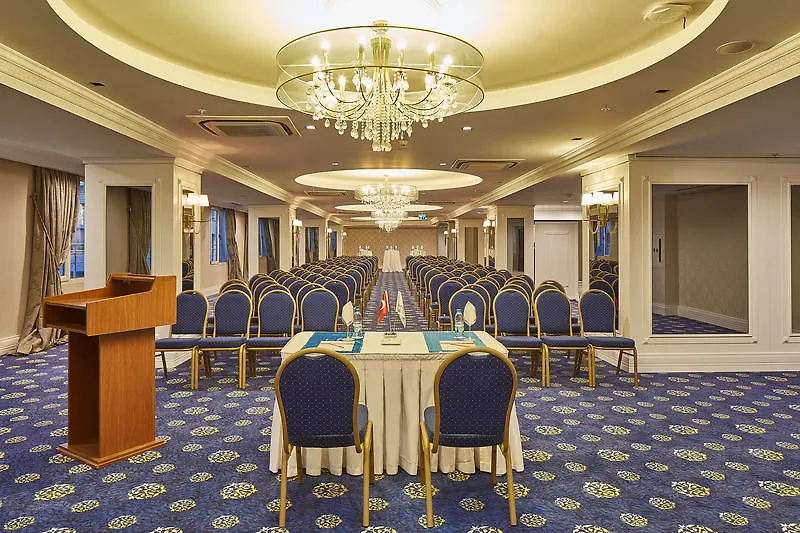 Doubletree By Hilton Izmir - Alsancak Hotel