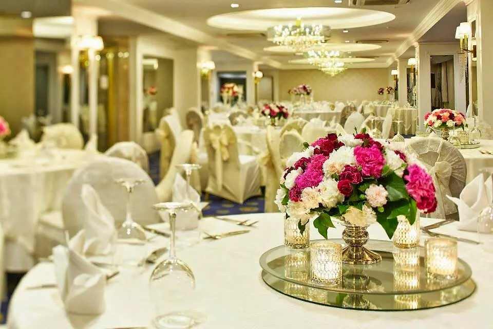 Doubletree By Hilton Izmir - Alsancak Hotel